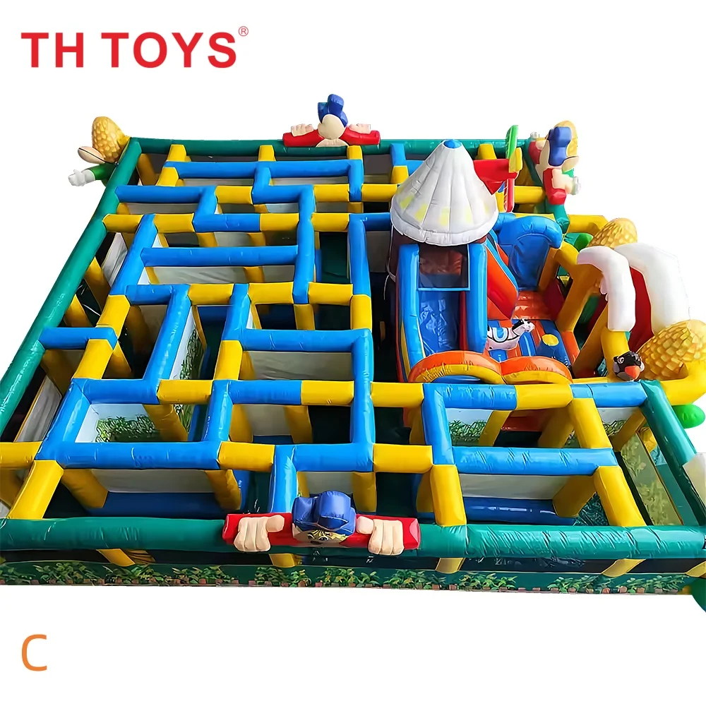 Par navire au port maritime, labyrinthe de maïs gonflable commercial en PVC, maison hantée d'halloween, ferme de maïs avec aire de jeux coulissante gonflable