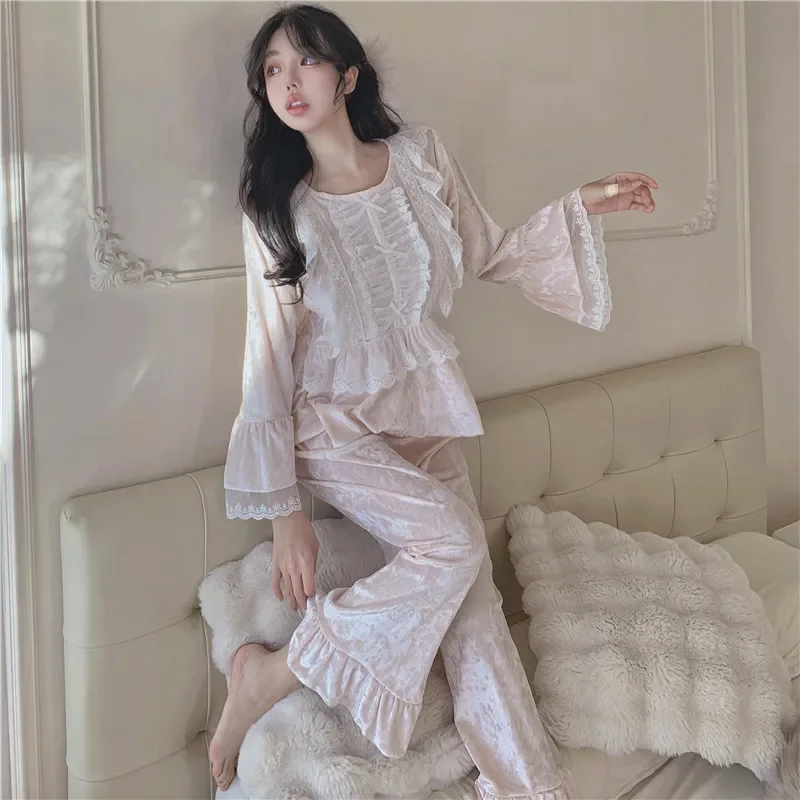 Women Autumn Winter Sleepwear Velvet Pajamas Long Sleeve Casual Nightwear Pyjama Set Sweet Princess Sleepwear Loose Home Clothes