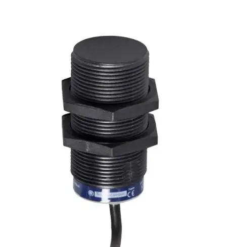 

XS4P30NA340 Inductive proximity sensors XS, inductive sensor XS4 M30, L43mm, PPS, Sn15mm, 12...24 VDC, cable 2 m