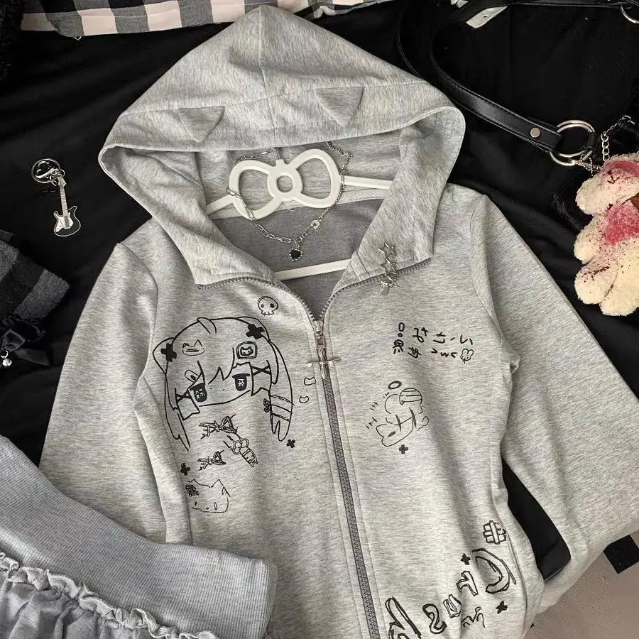 سويت شيرت بقلنسوة بأكمام طويلة للفتيات في الخريف والشتاء سترة صوفية بسحاب على الطراز الكوري العصري لتعديل الجسم