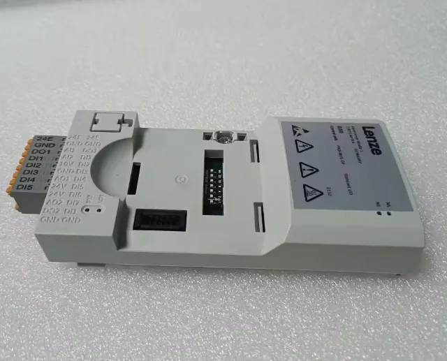 جديد وأصلي Lenze EVS9324-ET EVS9325-ES EVS932 محول التردد جديد في المخزون #6