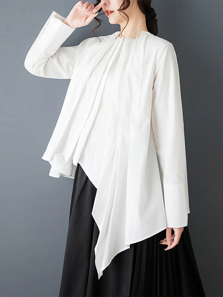Irregular Pleated White Vintage Shirt Women Spring Autumn New Long Sleeve Loose Casual Blouse Top Fashion Clothing 2026 view 4