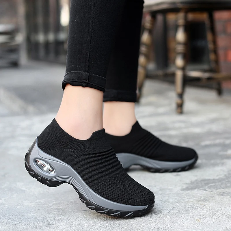 Women\'s Walking Shoes Fashion Air Cushion Thick Bottom Sneakers Slip-on Lightweight Breathable Casual Shoes