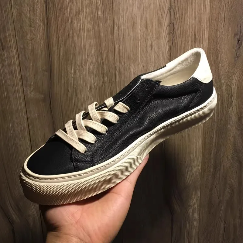 

QHCCID Men Genuine Leather Round Head Lacing Flat Sneakers Solid Simple Versatile Basic Shoe Casual Male Chic