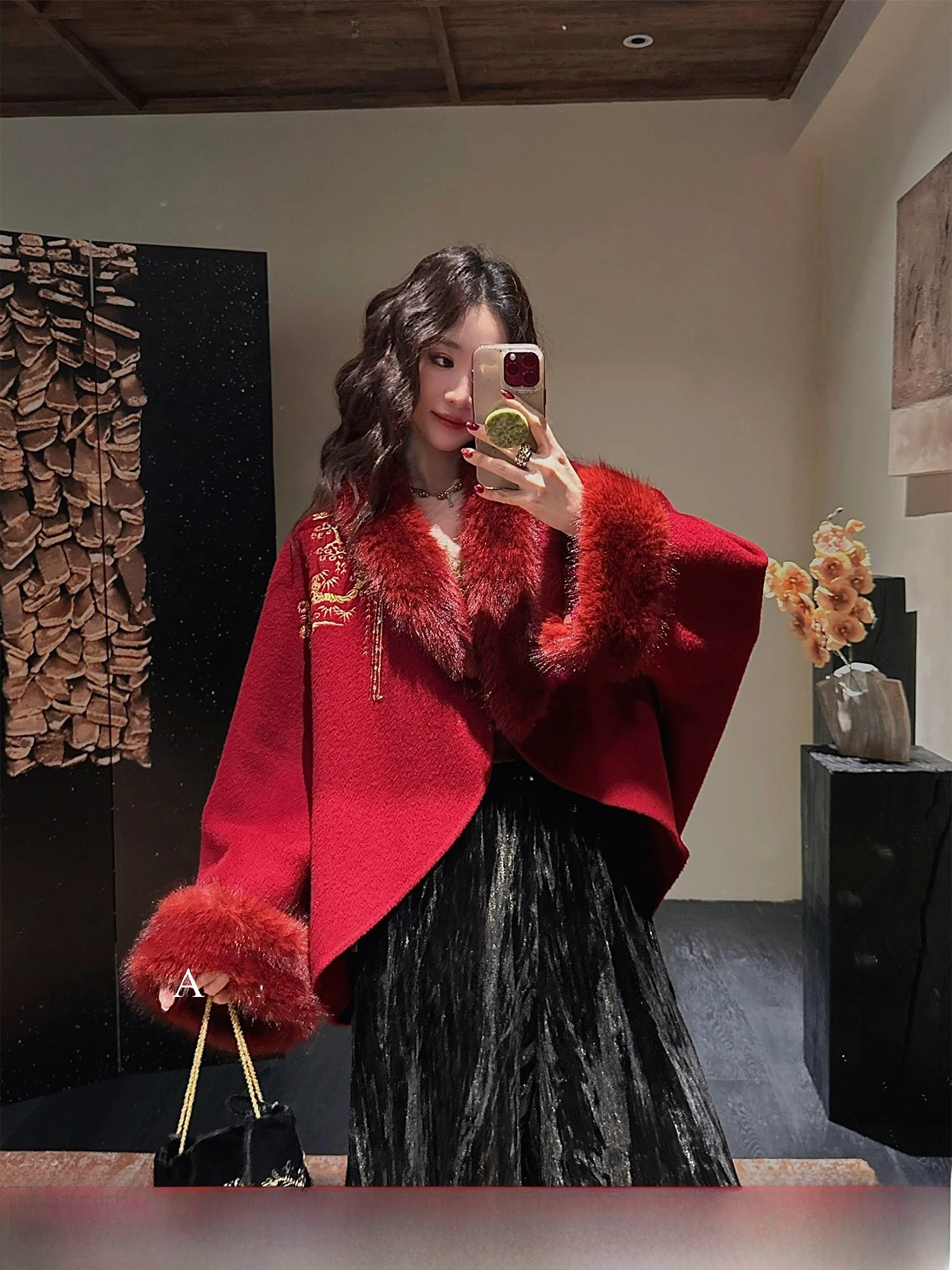 

Шерстяное пальто Sanji Bla Flower Chinese Sle с вышивкой и меховым воротником, 100% шерсть, утепленное, для женщин, на зиму