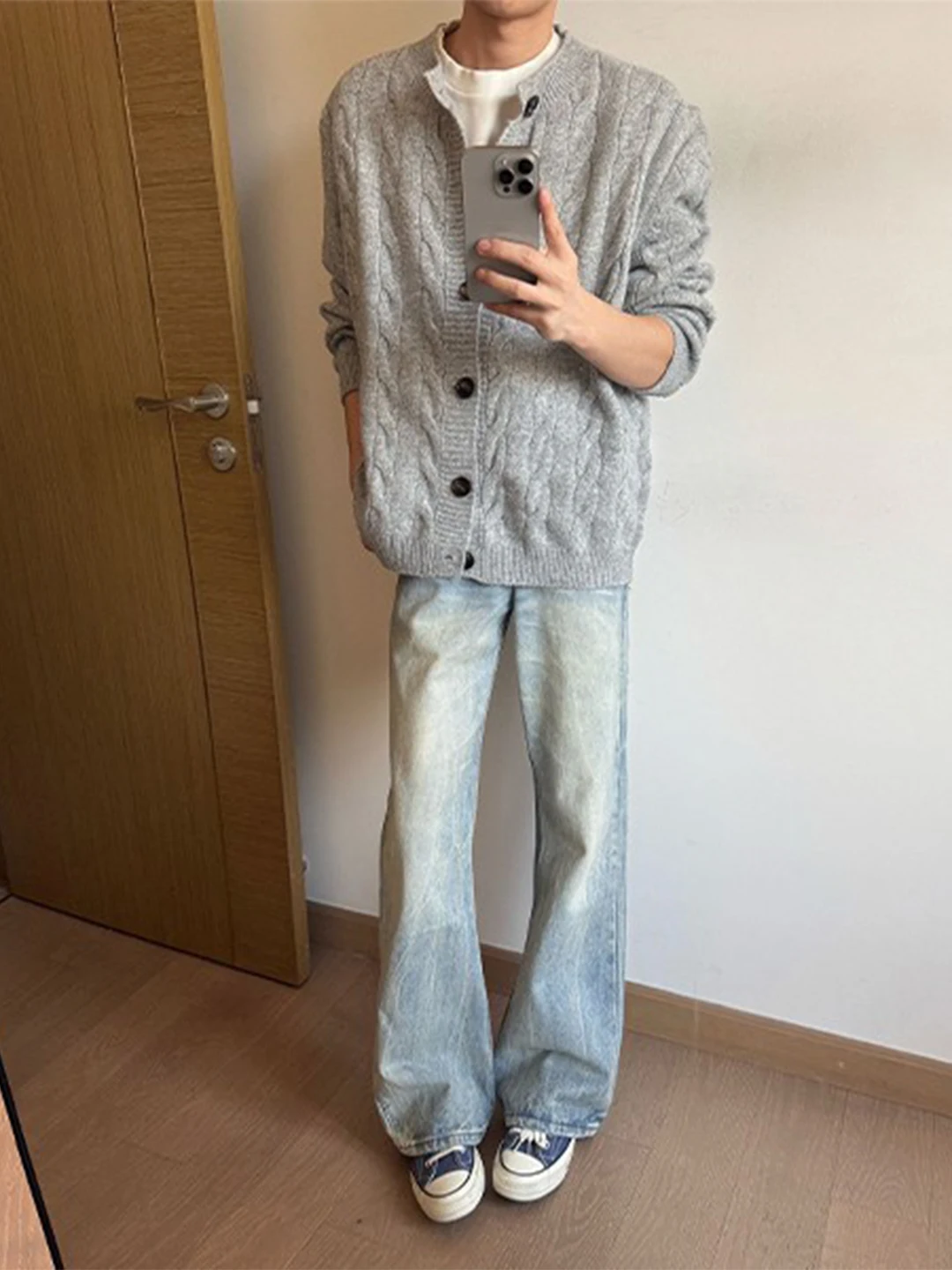 

Retro Wa Slim Fit Men's Jeans Flared Knee High Straight Leg American Sle Casual Trousers mid Waist Zipper Closure