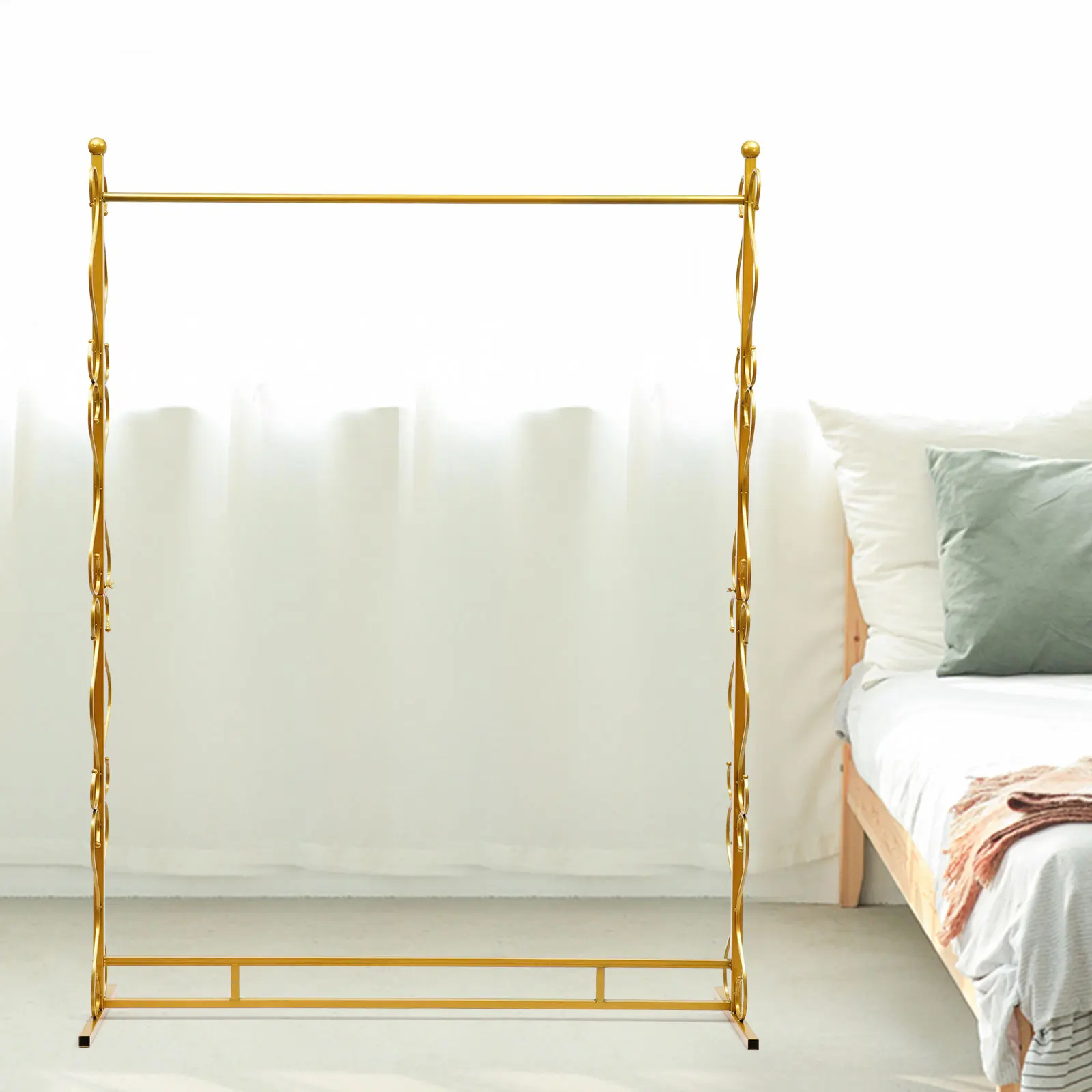 Heavy Duty Golden Clothes Display Racks Retail Wedding Dress Display Stand Rack