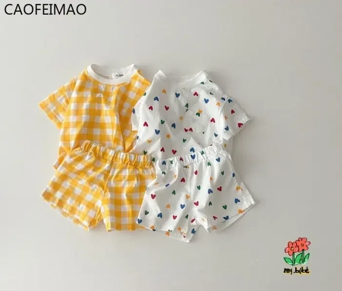 2025 Summer Baby Girls Clothes Set O-neck Tees Heart Print T-shirt + Plaid Shorts 2Pcs Korean Infant Suits Casual Toddler