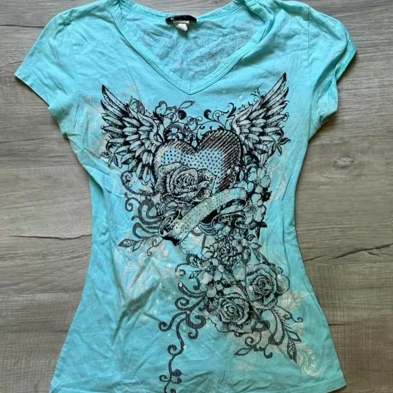 

American Retro Hottie T-shirt Subculture Punk Aesthetic Print Tshirts Summer Slim V-neck Harajuku Tees Women Popular Street Tops
