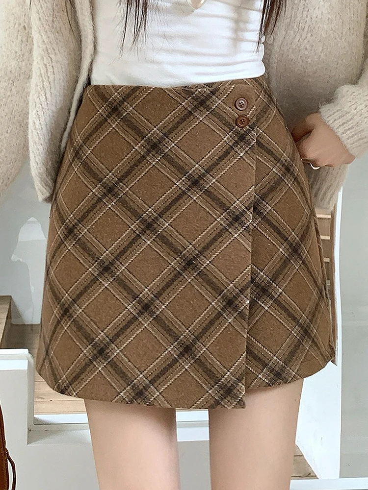 

Irregular woolen plaid short skirt women's autumn and winter new high waist slimming versatile A-line hip hugging skirt