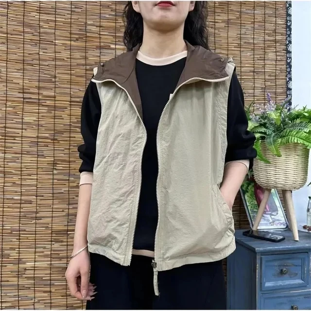 2024 Summer New Women's Retro Thin Vest Coat Hooded Casual Lady Vests Versatile Sleeveless Sun Protection Waistcoat Top Female