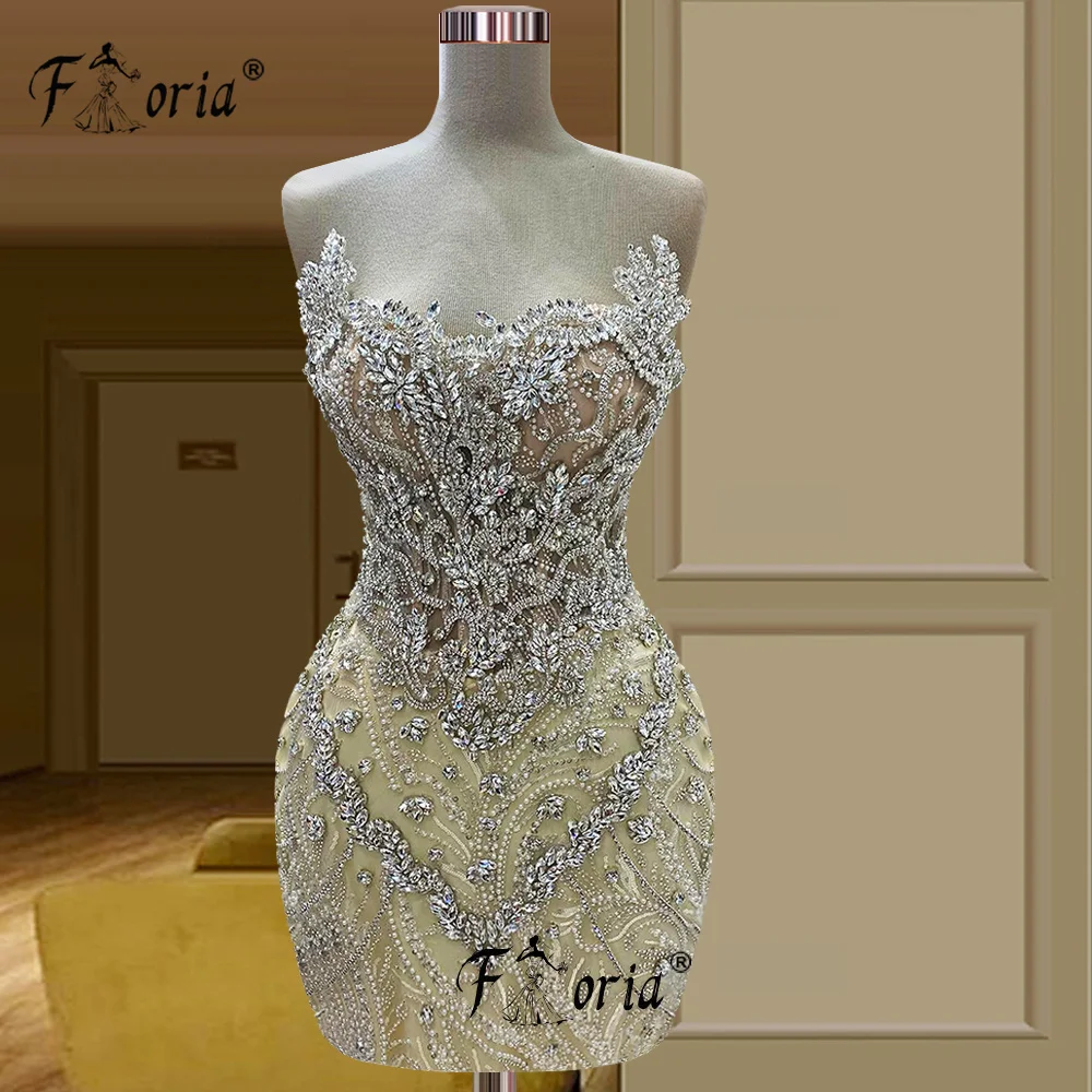 Sparkly Major Silver Crystal Jewels Cocktail Dress Champagne Sleevelsss Beaded Short Prom Party Dress Celebrity Homecoming Gala