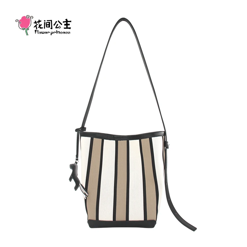 Flower Princess Journey Women\'s Bag 2023 Trend Commuting Fashion Knitted Bucket Tote Female New in Crossbody Bags for Women