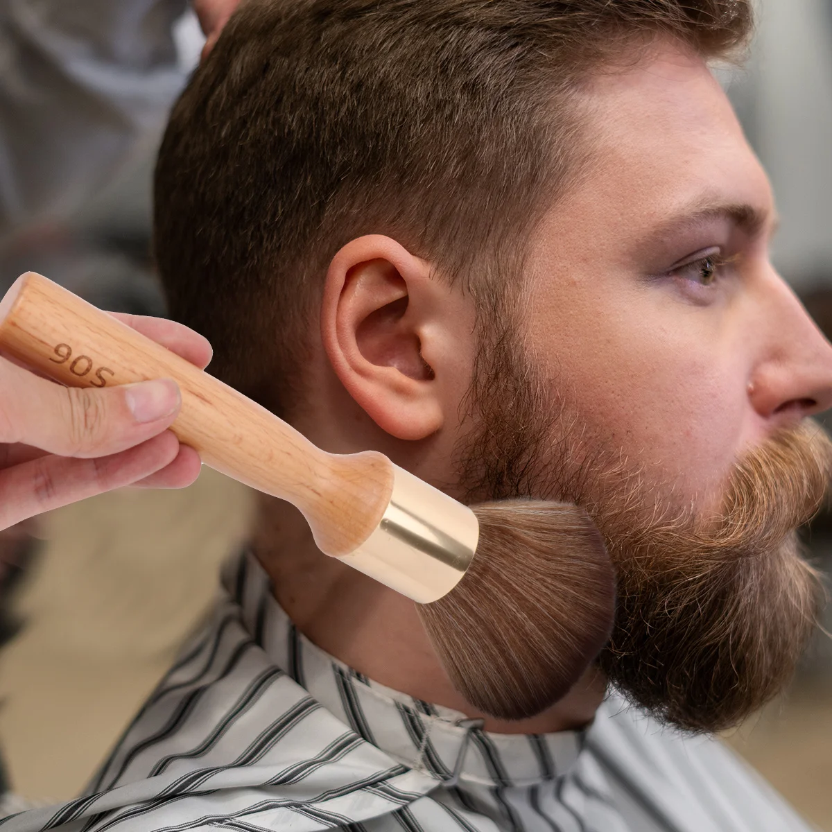 

1Pcs Ergonomic Hair Cutting Brush with Dense Bristles Salon Grade Neck Duster for Barbershops Home Use Styling Tool