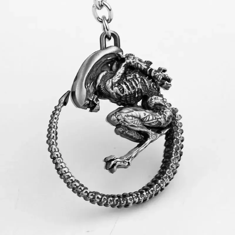 Picture 5: Avp Alien V Predator Covenant Keychains Alien Xenomorph Queen Prometheus Keyring Key Chain Ring Vintage Movie Jewelry