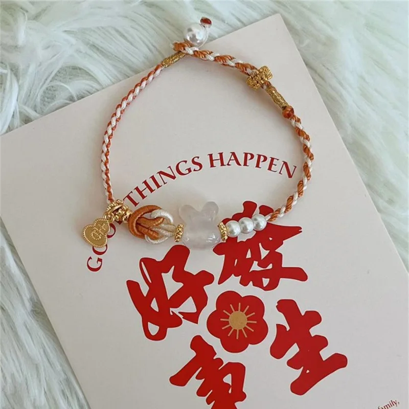 New Imitation Jade Caramel Pudding Cute Rabbit Distinctive Bracelet Women's Fashion Sense Hand-woven Girlfriend Hand Rope Gift