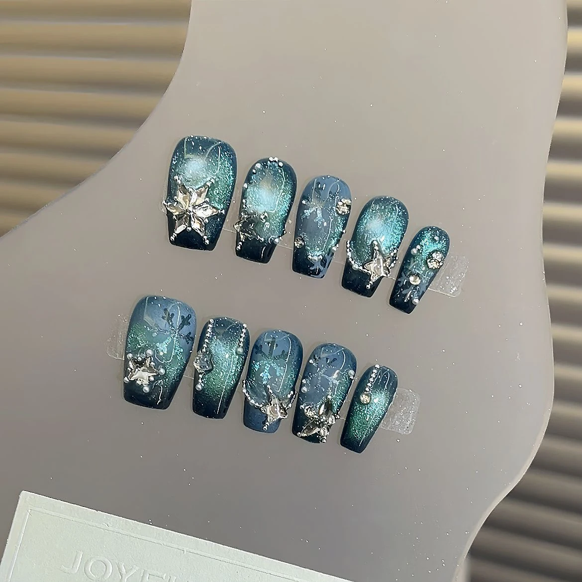 

10pcs/bag Plaid Butterfly Star Sea Blue Moonlight French Cat Magnetic Handmade Press On Nails Short Coffin Detachable False Nail