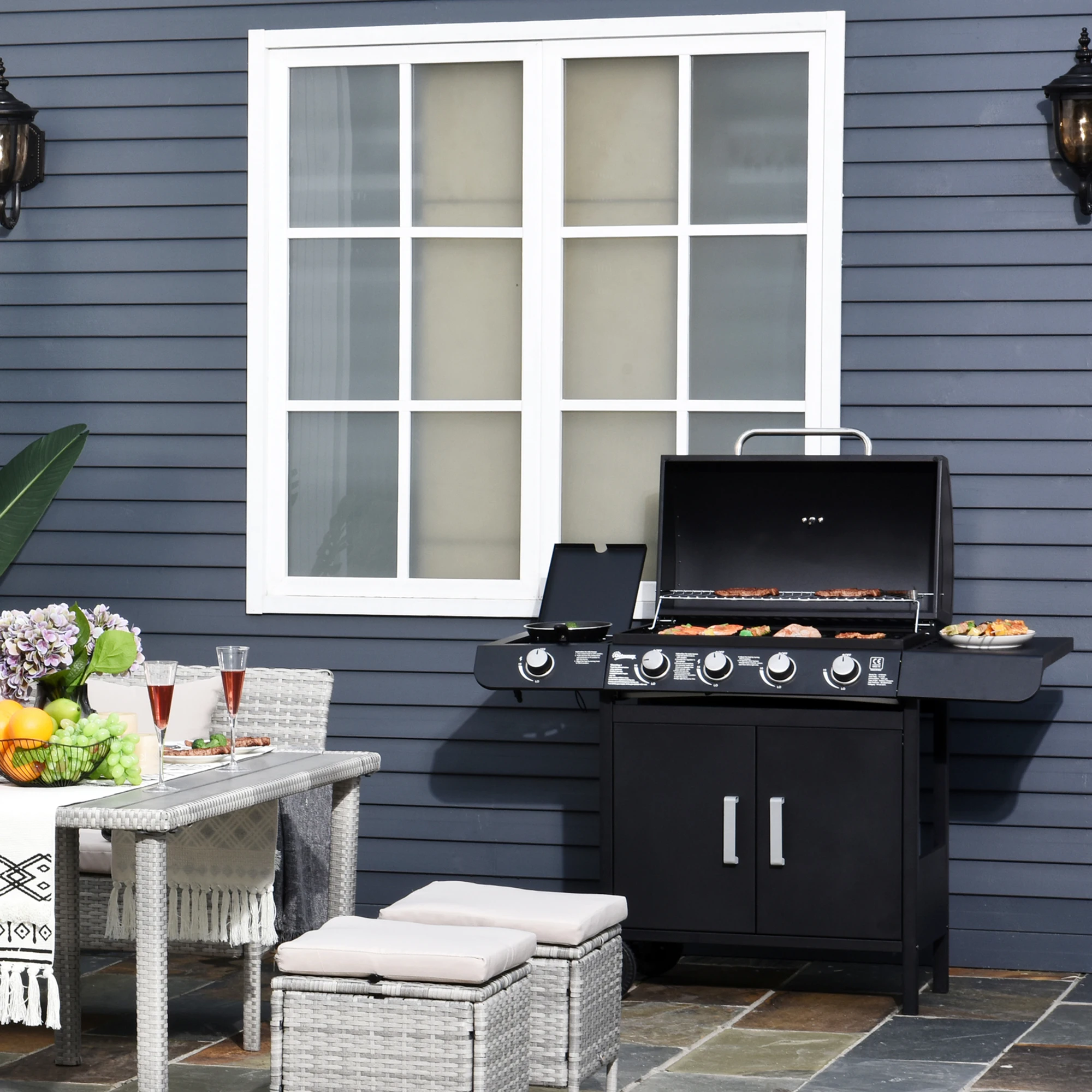 Outsunny Barbacoa de Gas con 4+1 Quemadores 14,4 KW Armario de Almacenaje Termómetro 2 Ruedas Acero Inoxidable BBQ 125x51x100cm