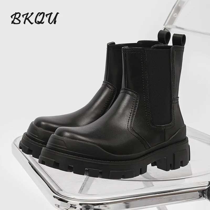 

BKQU British Style Design Sense Black High-grade Chelsea Boots Men 2024 Fall Trend Thick Sole Increase Smoke Boot Car Stitch