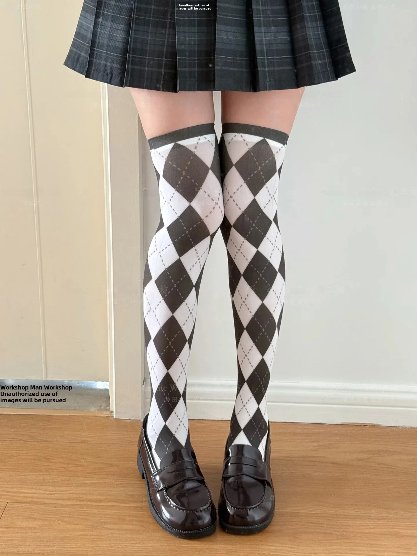 Lovelive Long Tube Socks Velvet Knee-high Polka Dot Swan Patterned Shaping Leg Beauty High Tubc Socks for Women