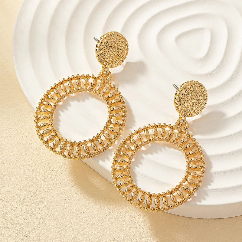 Korean style fashion elegant temperament round geometric advanced sense earrings, suitable for women party gifts