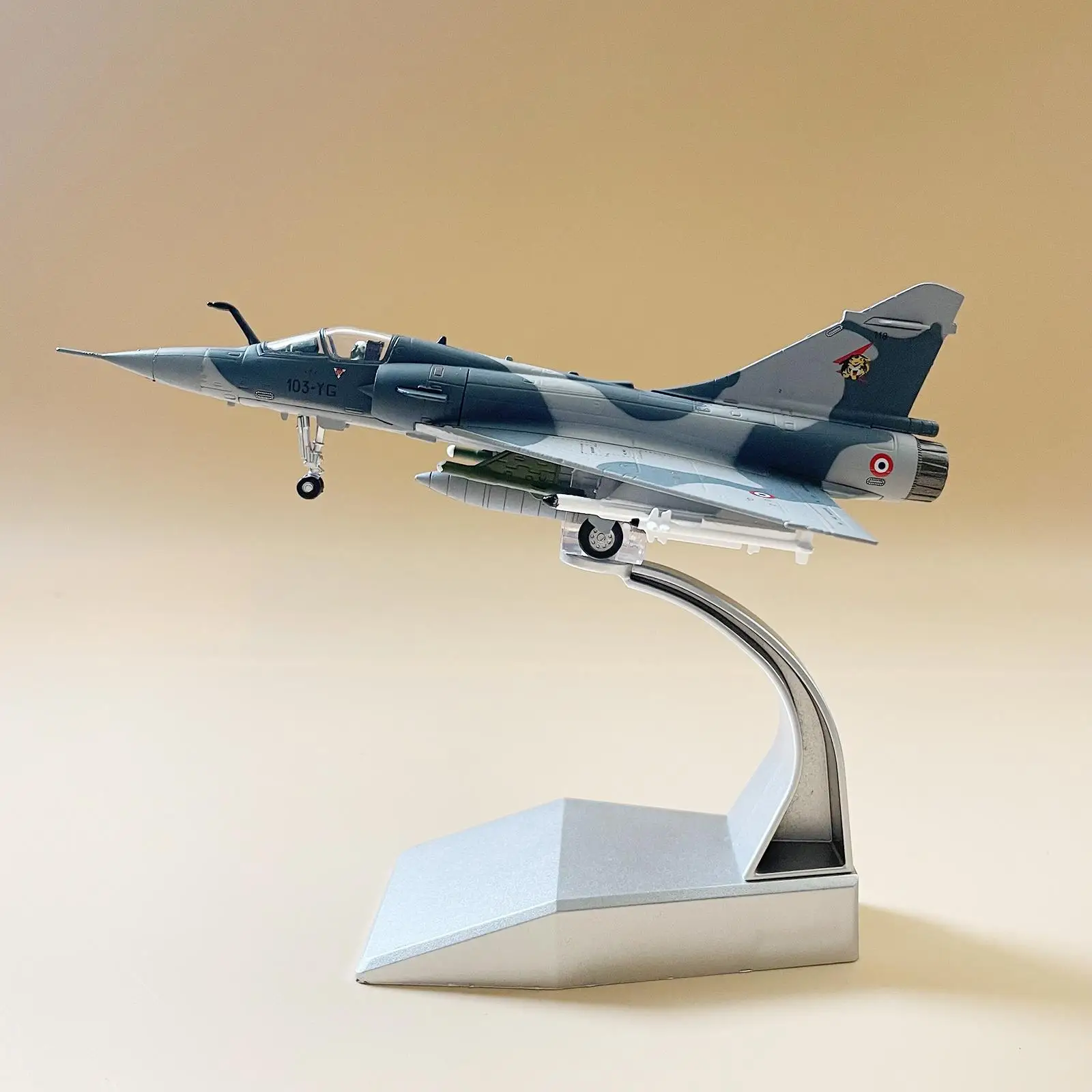 Diecast Fighter Alloy Model Plane Aircraft Display Model for Decoration Ornament 1:100 Scale Diecast Toys