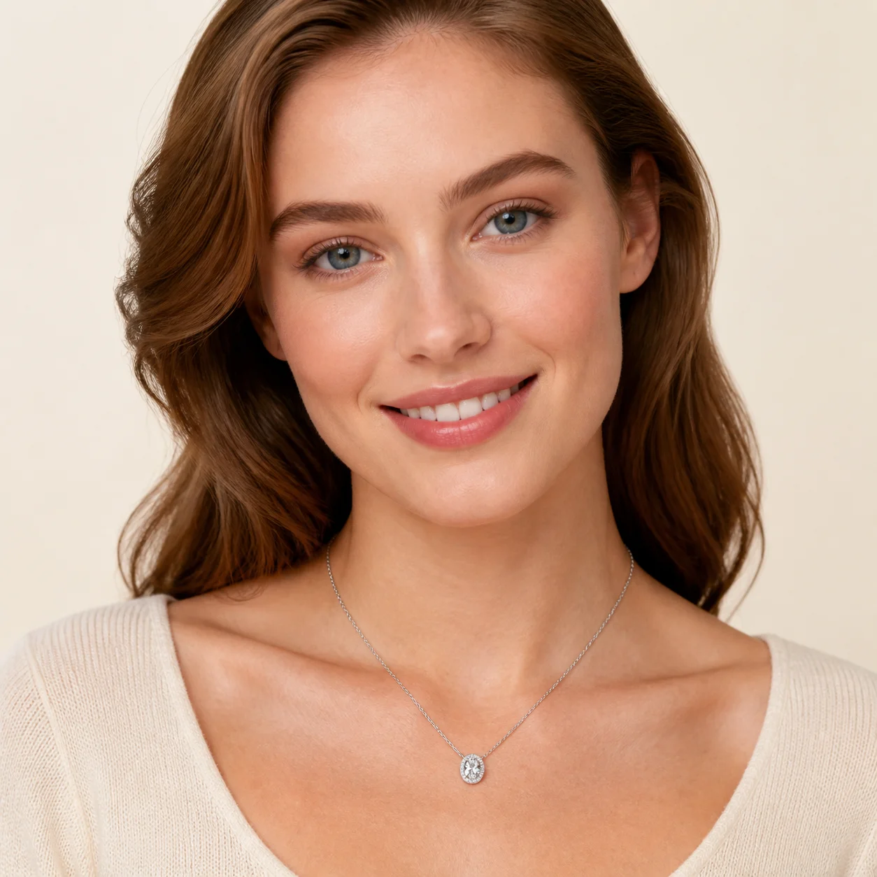 S925 Silver Pigeon Egg Moissanite Women's Necklace Full Diamond Clavicle Pendant Jewelry