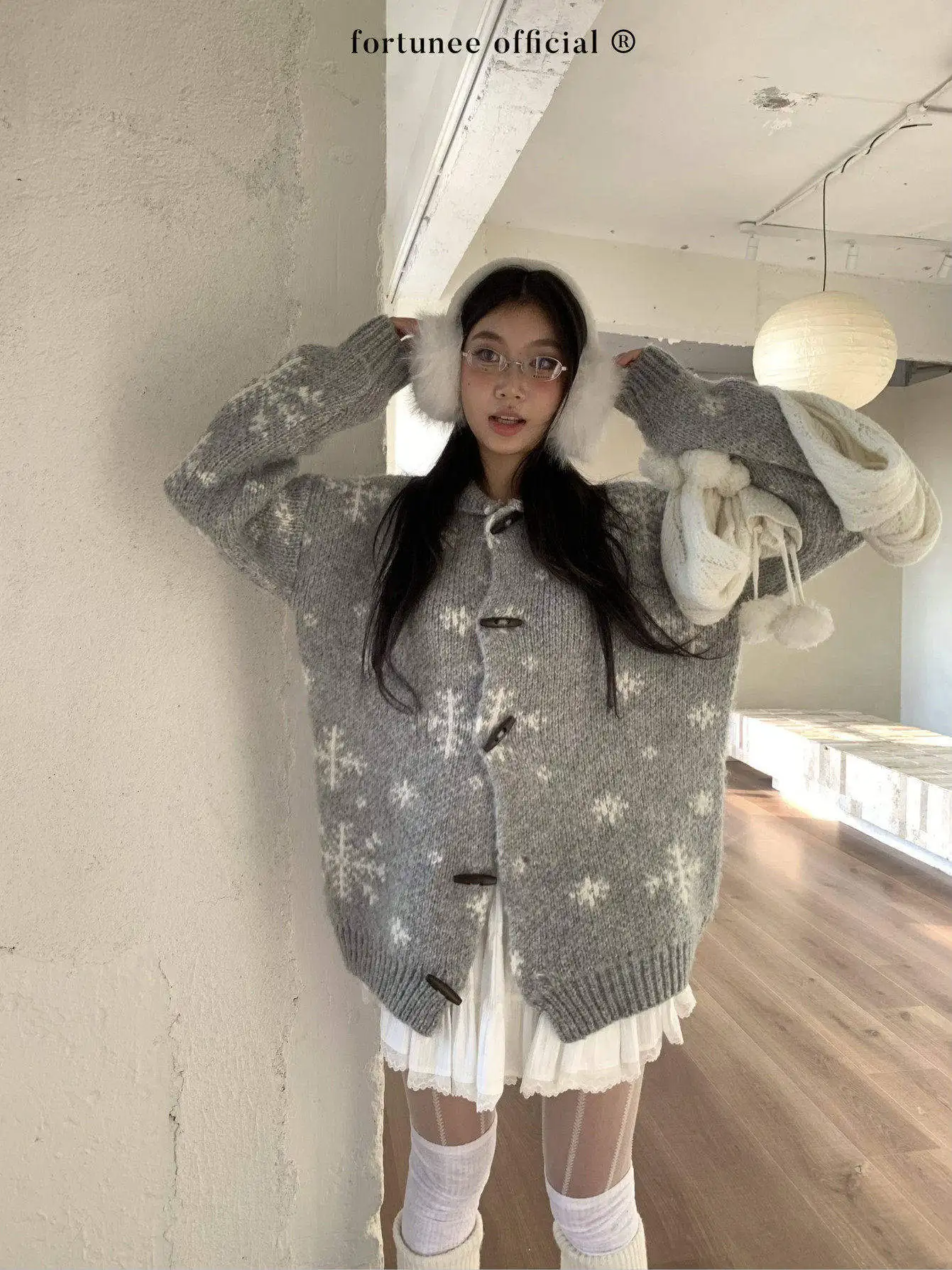 

Fortunee Original Thiened Loose Knitted Sweater Cardigan Women's Autumn Winter Warm Fluffy Snowflake Patterned Outerwear