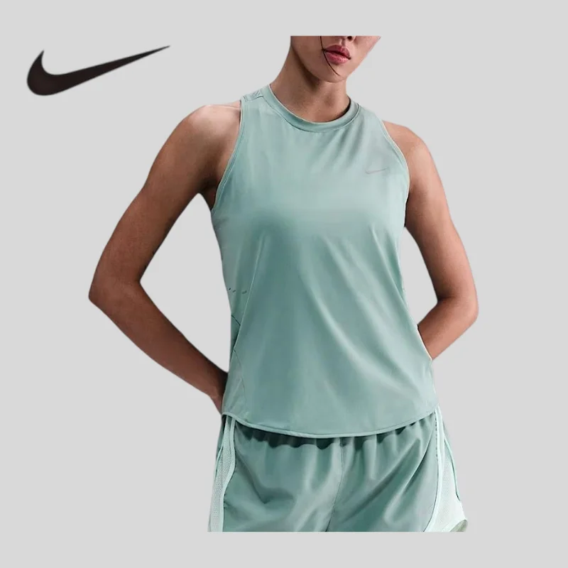 

Nike Basic Athletic Tshirt Soft Touch Fabric Comprehensive Daily Workout Training TeeHQ0621-017