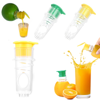 Portable Lemon Squeezer Lightweight Juices Reamer Spiral Lemon Juicer Manual Fruit Juices Reamer Built in Filter for Home Travel