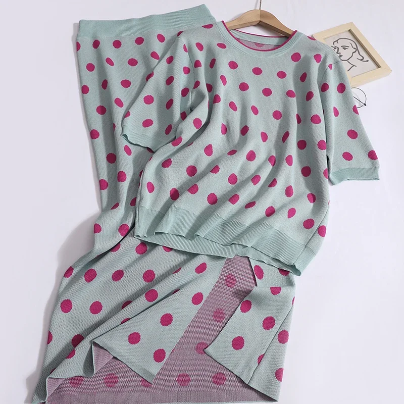 

Women Polka Dot Office Knit Two-piece Set Short Sleeved O-neck T-shirt and High Waist Hip Split Bodycon Skirt Chic New Suit
