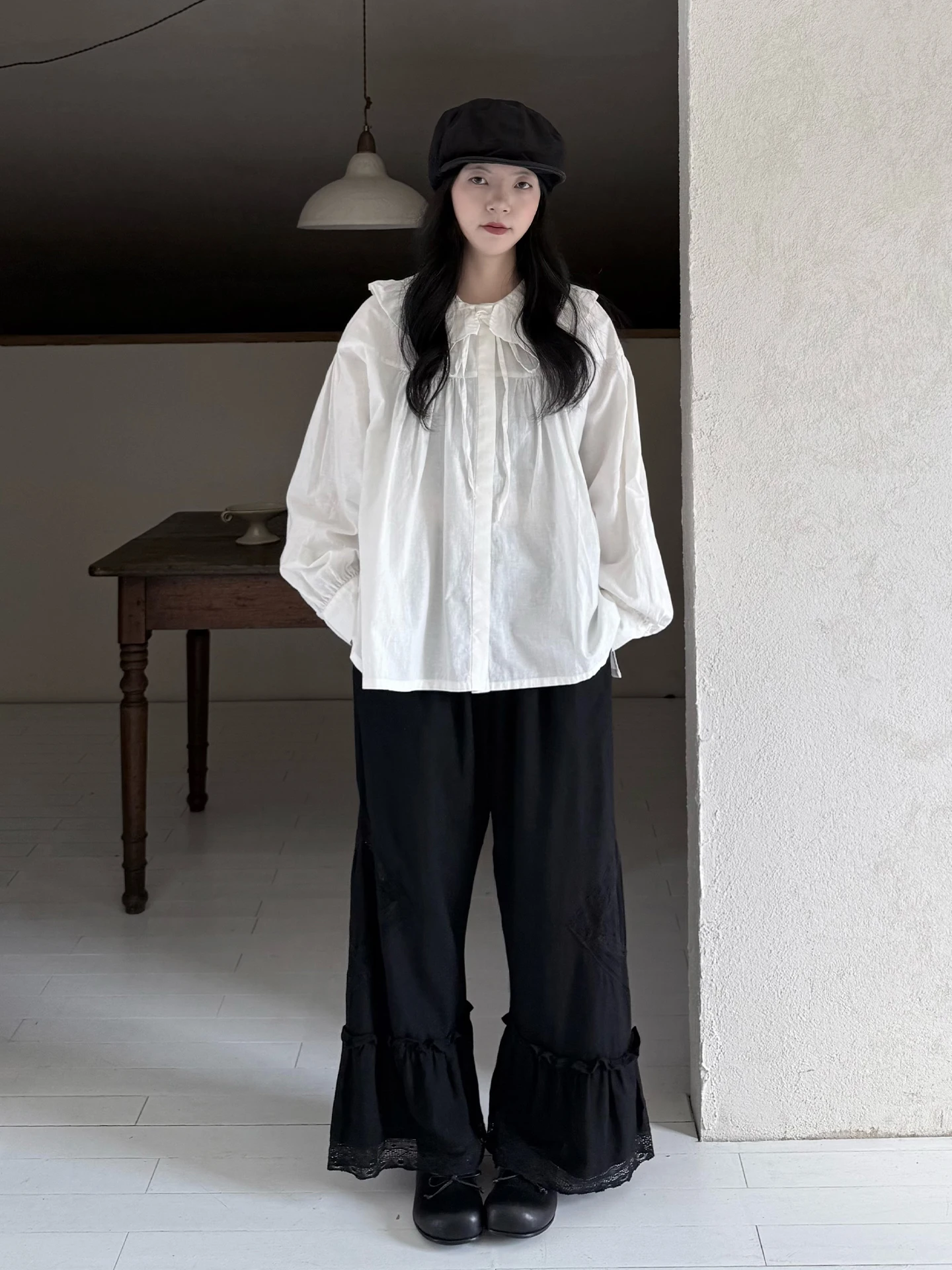 Slimming Lace Linen Paneling Micro Flared Wide Leg Pants Women's Ruffle Hem Drapey Long Trousers Casual Style Natural Waist