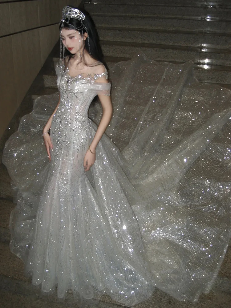 エレフィテイル ウェディングドレス 2025 新作 スリーブヘビー刺繍とエントランスフェムモデル 花嫁 高級生地