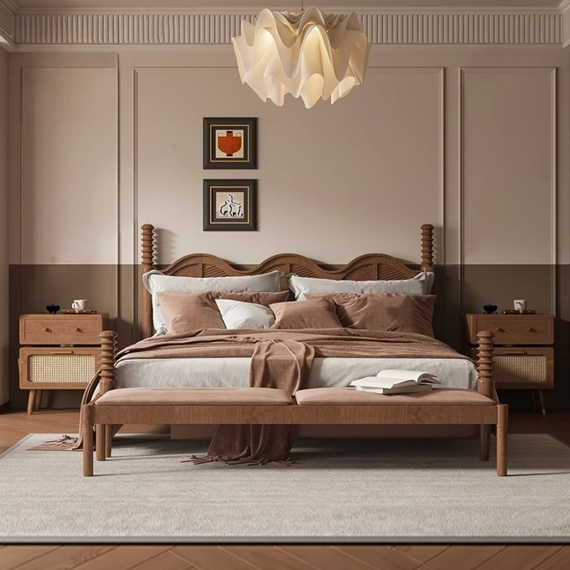 

Medieval retro ash wood bed model house villa master bedroom princess bed