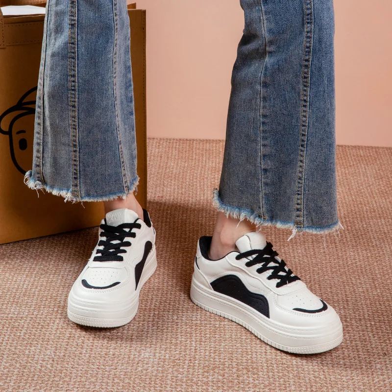 

2025 New Spring Thick Sole Height Increasing Breathable Versatile Sports and Leisure White Shoes