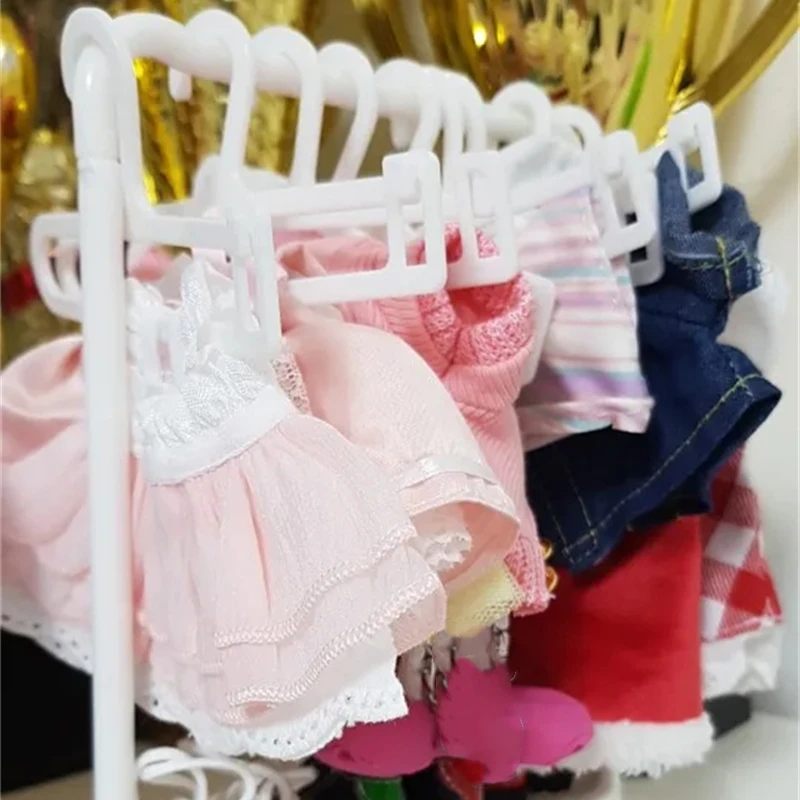 MINI แขวนเหมาะสําหรับตุ๊กตา Bjd เสื้อผ้า 17cn labubu แขวนเสื้อผ้าอุปกรณ์เสริมจัดเก็บชั้นวางรองเท้าของเล่นเด็ก
