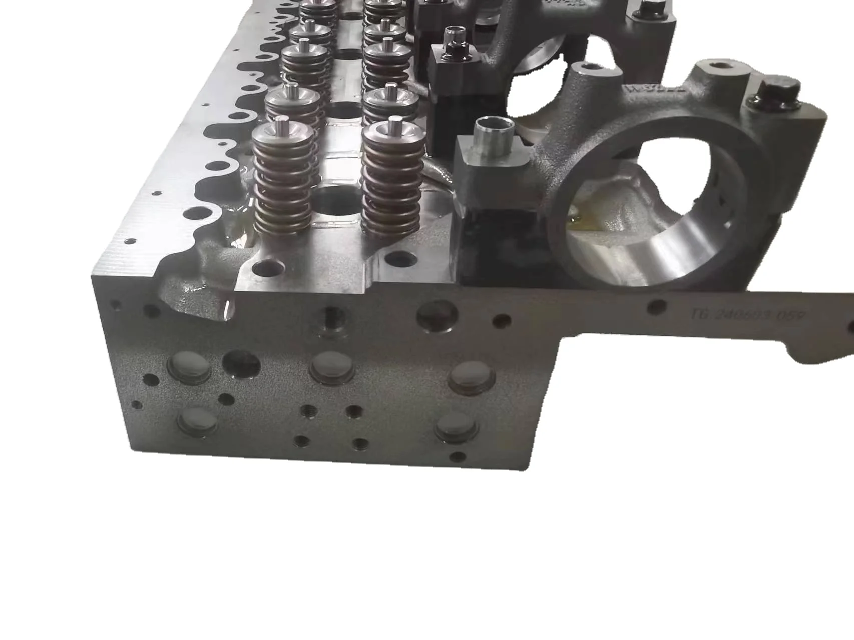 Diesel Engine Cylinder Head Assembly 21460896 for  D13 Cylinder Head Assy
