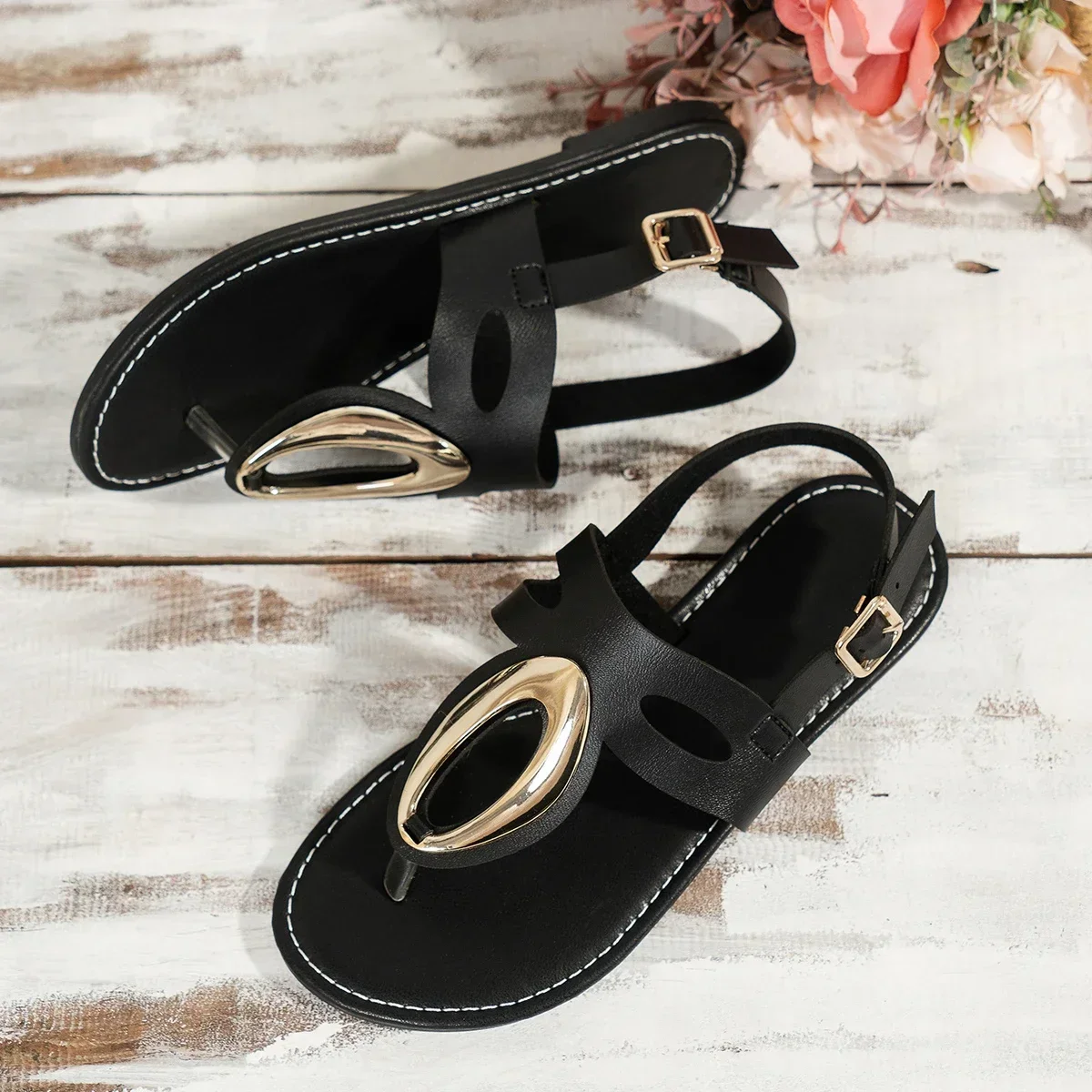 Women\'s Sandals Flats Flip-flops Summer 2024 Slides Women New Casual Elegant Woman Shoes with Low Heels Luxury Comfortable White