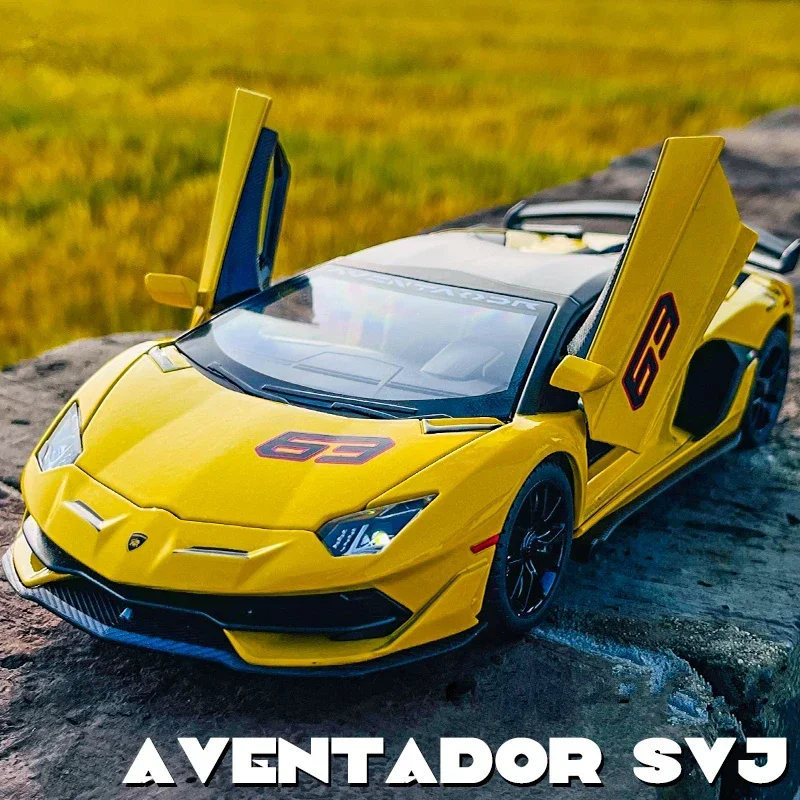 

1/24 Aventador SVJ 63 Alloy Racing Car Model Diecasts Metal Toy Vehicles Car Model Sound and Light Simulation Childrens Toy Gift