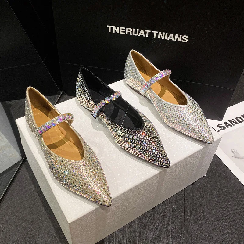 

Роскошные дизайнерские блестящие туфли-лодочки-мулы, женские туфли Мэри Джейн с жемчугом и острым носком, удобные лоферы, модные свадебные туфли на плоской подошве со стразами