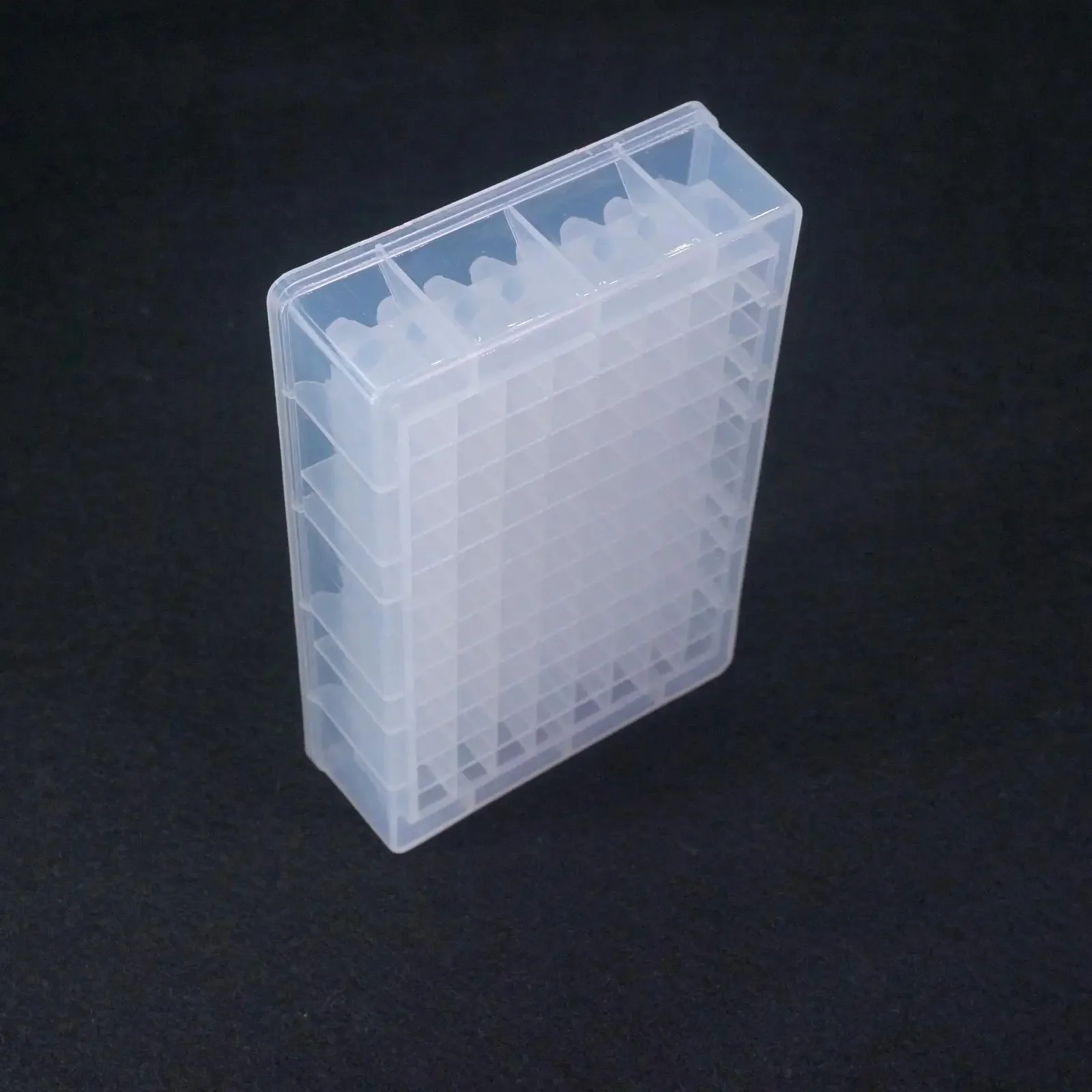 1.2ml 96 Holes PP 126x82x24mm Deep Well Microplate Square Hole U-Bottom