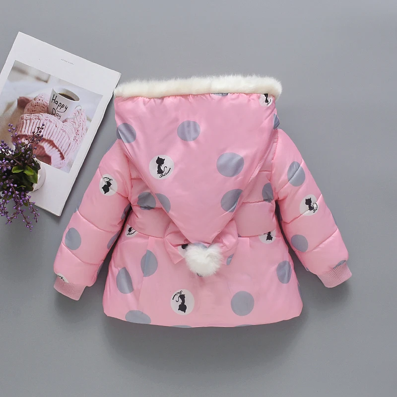 Abbigliamento per bambini autunno e inverno ragazza cartone animato big dot little cat full body printed bow giacca in cotone per bambini