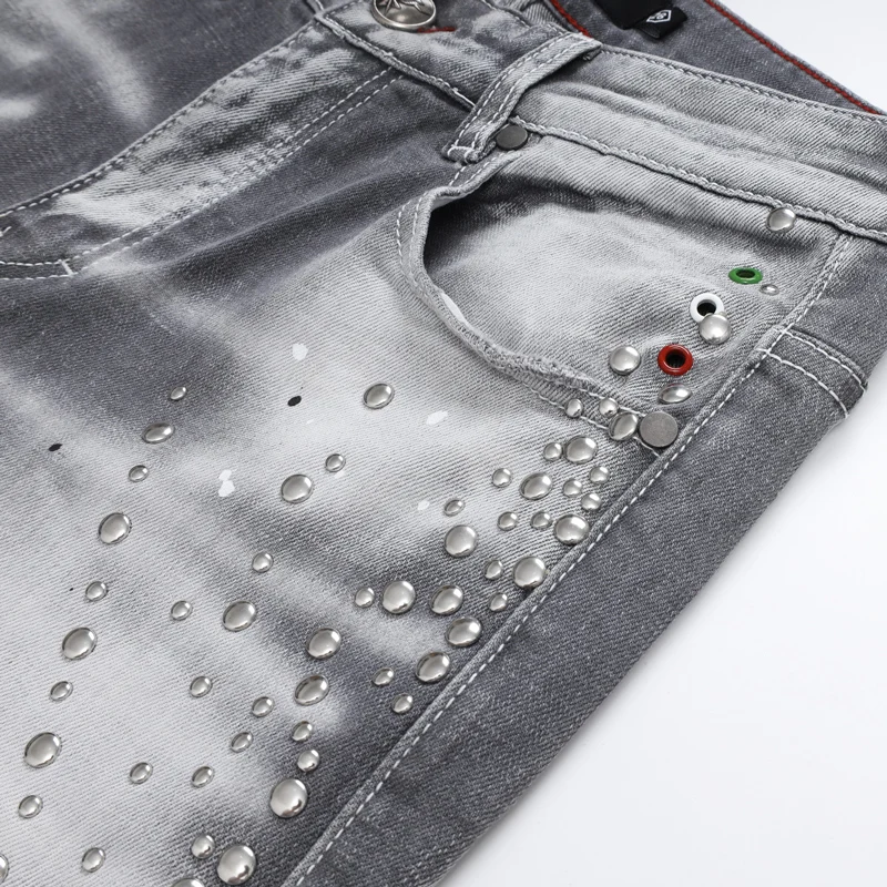 

Designer fashion new men's retro light gray blue denim bead decoration washed retro perforated patch elastic slim fit jeans Y2K