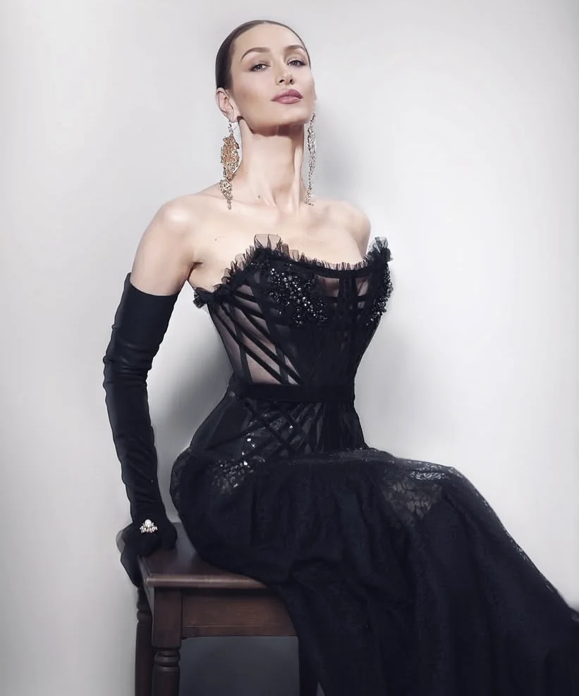 Preciosos vestidos largos con volantes para sesión de fotos, vestido de fiesta deshuesado negro, guantes con apliques de tul con abertura alta, vestido Formal con cuentas