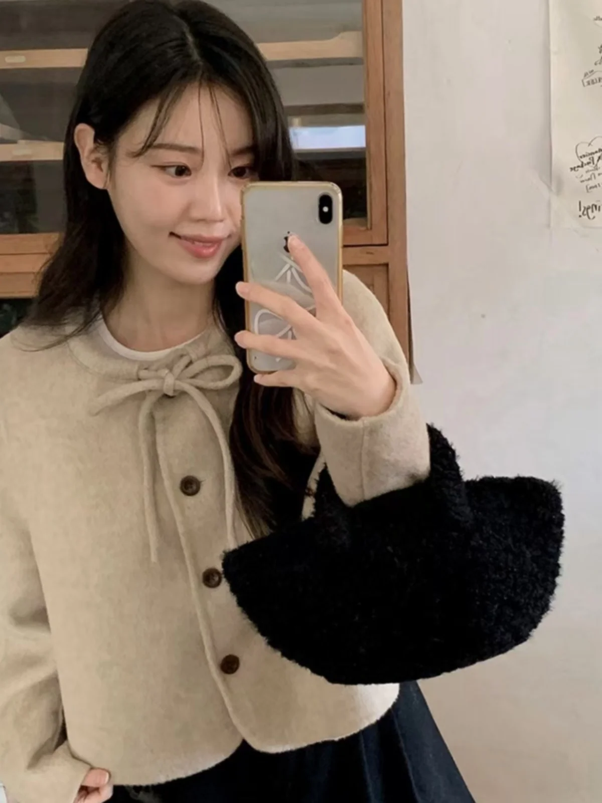 

Short Woolen Coat Women's Winter Fashion Anti-Aging Knot Belted round Neck Design Sense Tweed Coat Korean Style