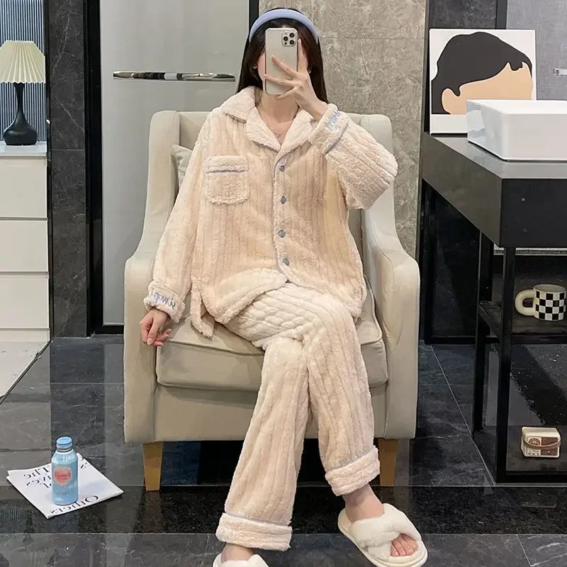 2023 New Coral Velvet Pajamas Women  Autumn Winter Cardigan Oversized Thickened Flannel Loose Outdoor Suit Household Clothes