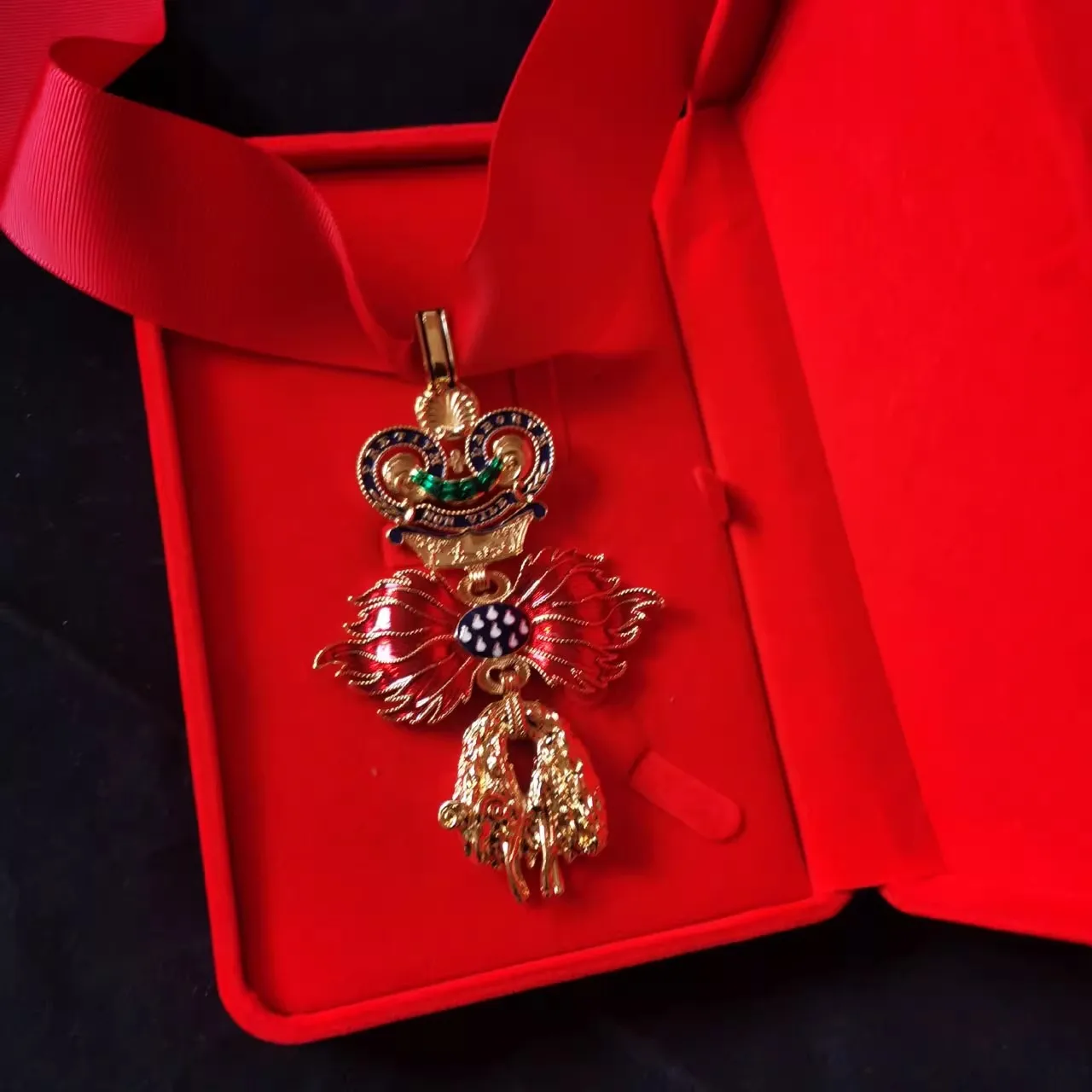 

Austrian Order of the Golden Fleece with Ribbon with Case Rproduction