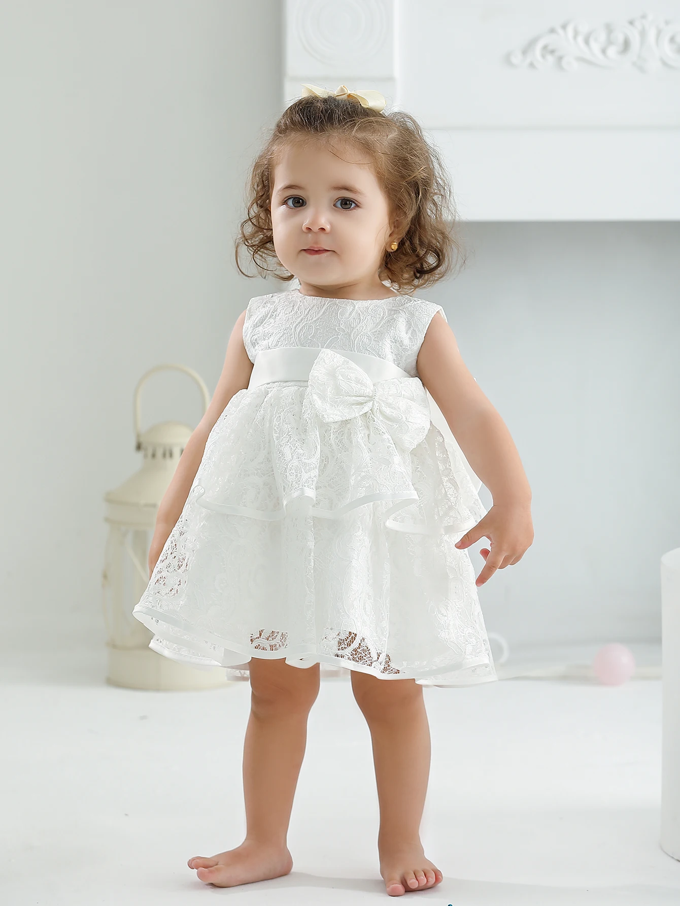 

Baby Girl's White Wedding Dress Big Bow Birthday Party Dress Lace Dress