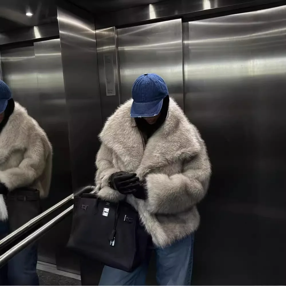 أنيق الخريف المرأة الشتاء معطف الفرو فروي طوق أزرار خاطفة الإناث الفراء الاصطناعي سترة فضفاضة قصيرة مريحة معطف الفرو لسيدة