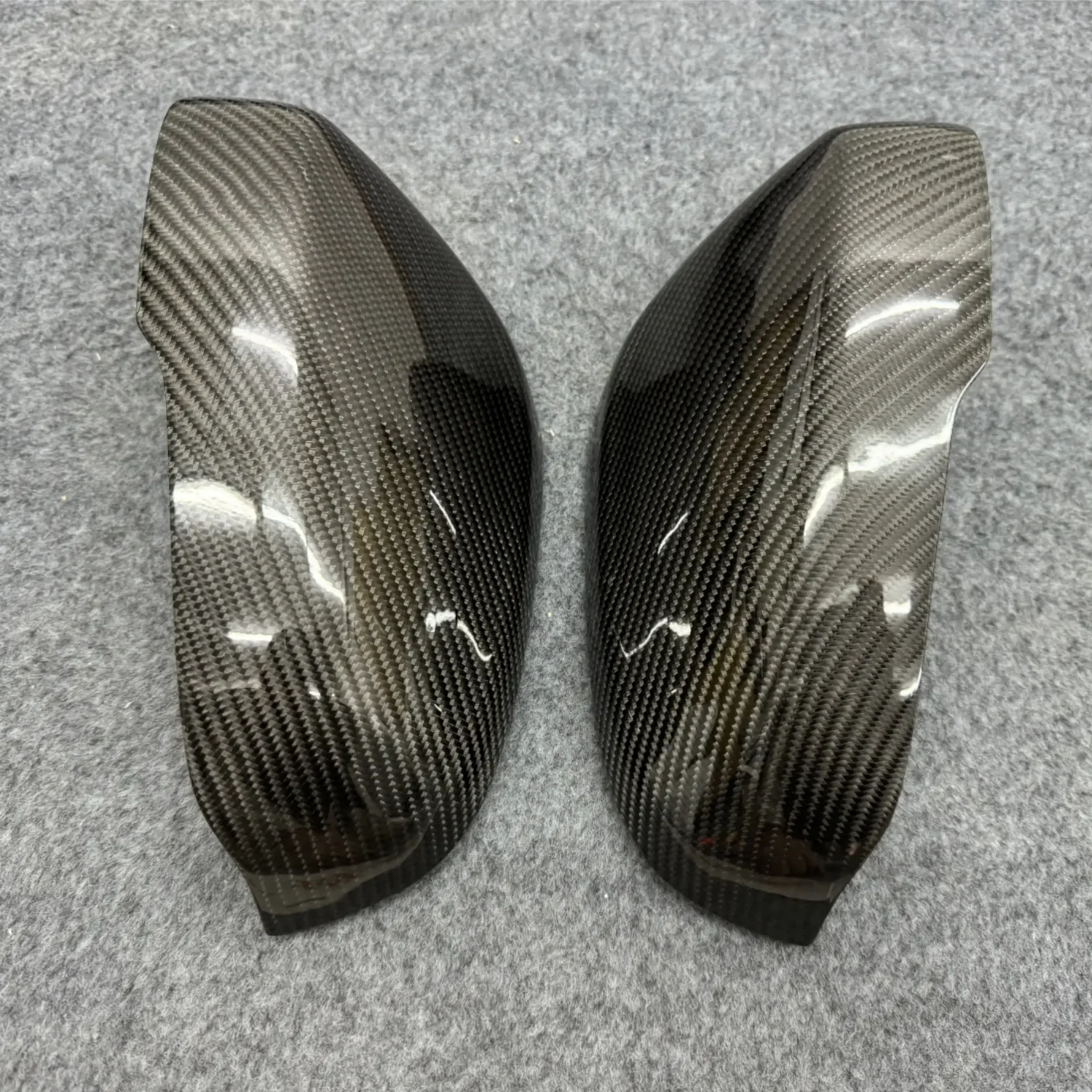 زوج من ألياف الكربون غطاء مرآة الرؤية الخلفية لفولفو XC60 V60 S60 قبعات مرآة الرؤية الجانبية اكسسوارات السيارات